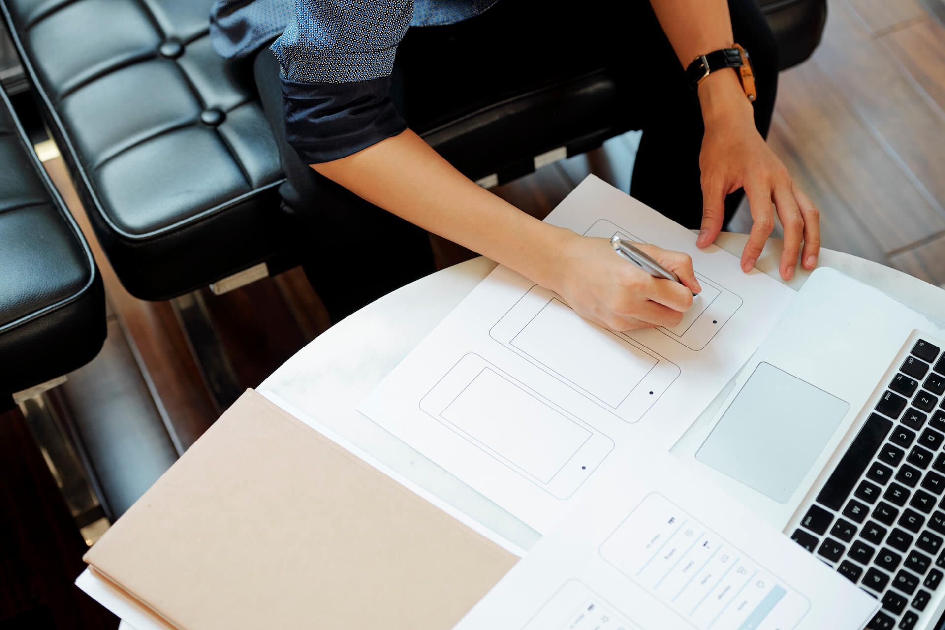 ux-designer-drawing-mockup-2021-08-27-12-30-16-utc